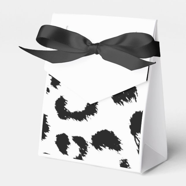 Black and White Leopard Pattern Favor Boxes (Front Side)