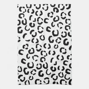 Black and White Leopard Print Pattern. Towel