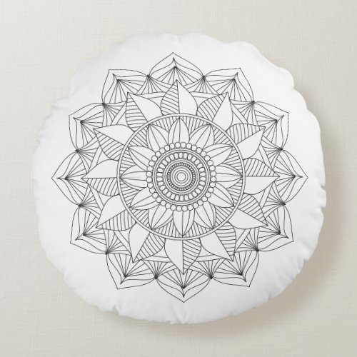 Black and White Mandala Flower v1 Round Pillow