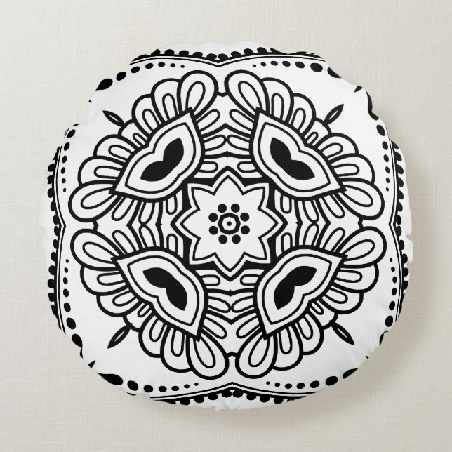 Black and White Mandala Frame Pattern  Round Pillow (Front)