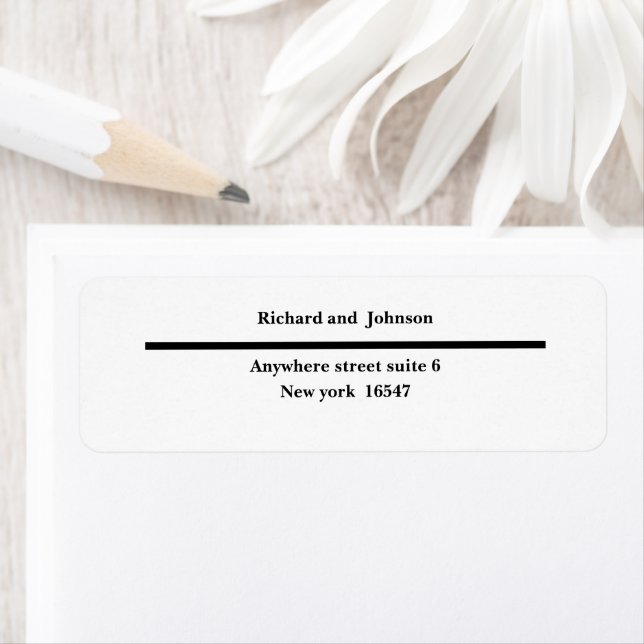 Black and white minimalist business  label (Insitu)