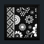 Black and White Mod Floral...lidded box<br><div class="desc">Black and White Mod Floral... lidded box</div>