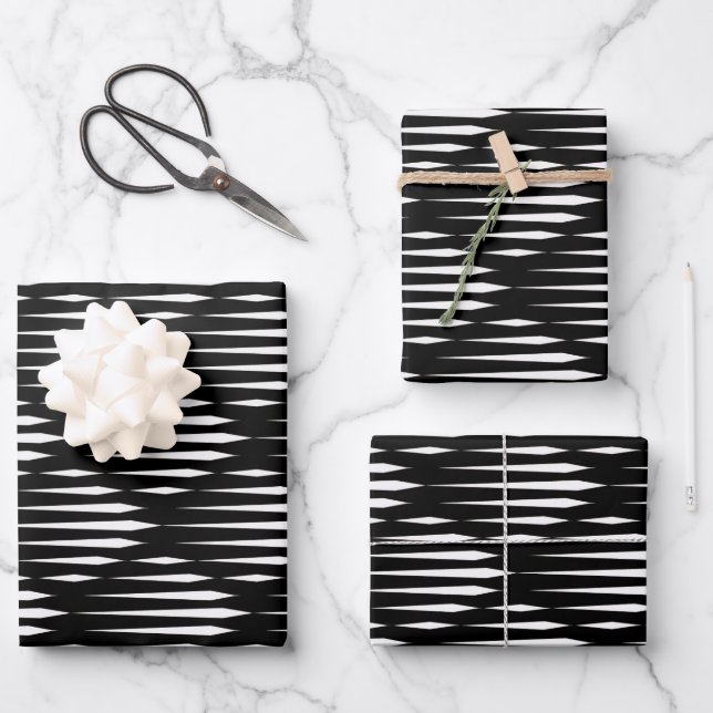 Black and White modern abstract line pattern Wrapping Paper Sheets (Front)