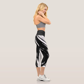Black and White Modern Capri Leggings