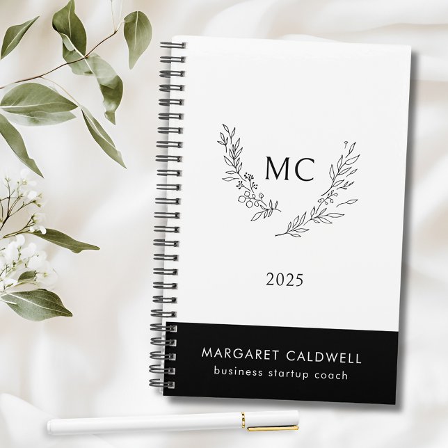 Black and White Monogram Wreath 2025 Planner (Black and White Monogram Wreath 2025 Planner)