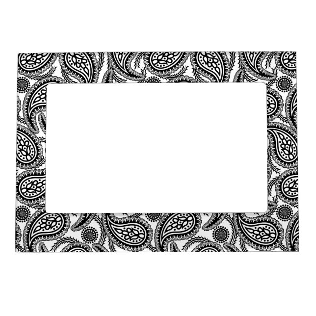 Black and white paisley magnetic photo frame (Front)