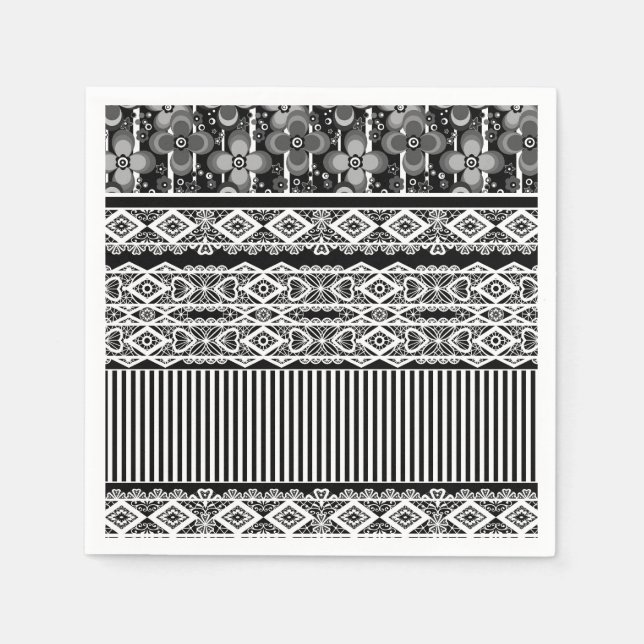 Black and white pattern with lace and patchwork napkins (Front)