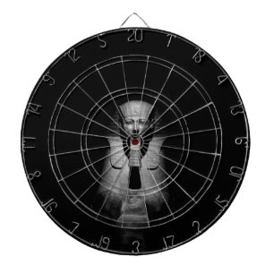 Black and white pharaoh king dart board