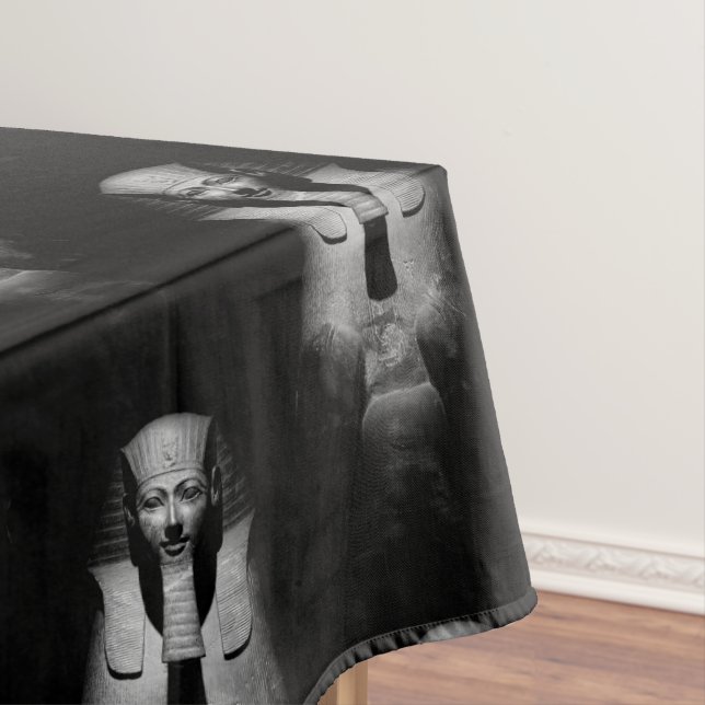 Black and white pharaoh king tablecloth (In Situ)