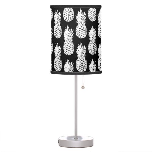 Black and white pineapple fruit pattern table lamp