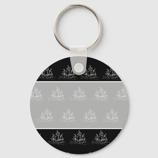 Black and White Pirate Ship Pattern. Keychain (Front)