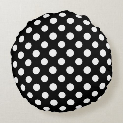 Black and White Polka Dot Pattern Round Pillow