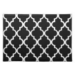 Black and White Quatrefoil Tiles Pattern Cloth Placemat