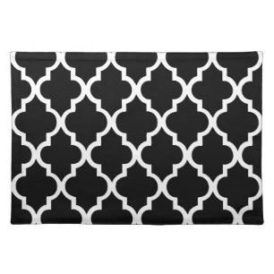 Black and White Quatrefoil Tiles Pattern Cloth Placemat