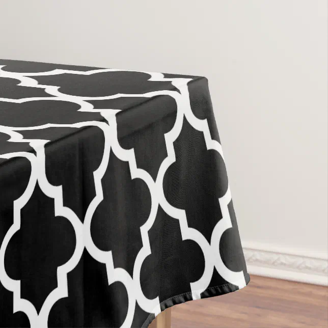 Black and White Quatrefoil Tiles Pattern Tablecloth | Zazzle