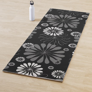 Black and White Retro Floral Yoga Mat