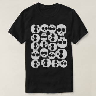 Black and White Skulls Pattern T-Shirt