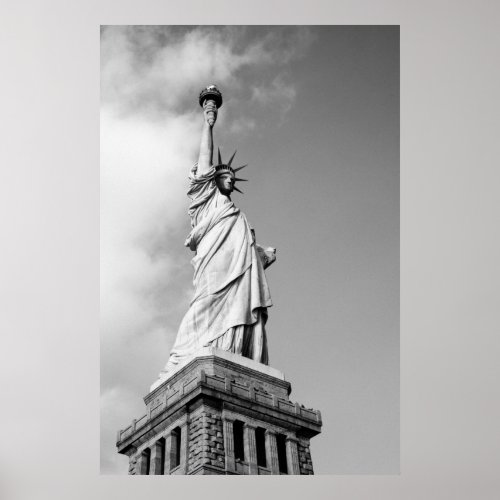 Black and White Statue of Liberty Wall Poster