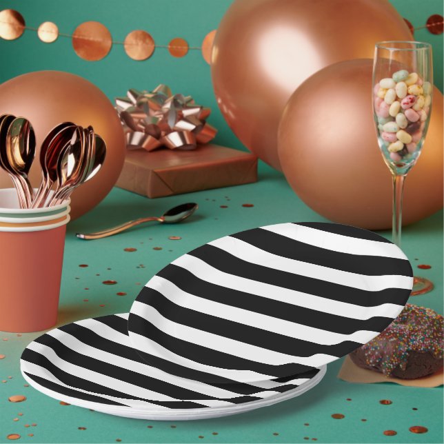 Black and White Stripes Paper Plates (Multi)