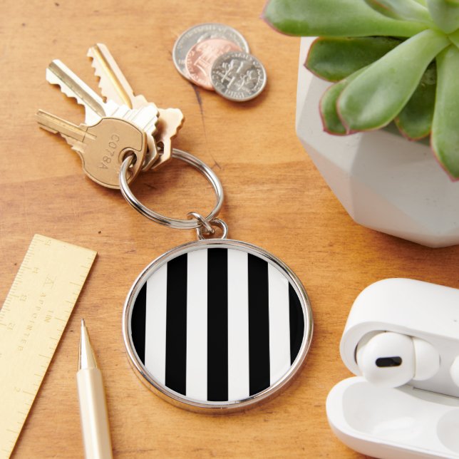 Black and White Stripes, Striped Pattern, Lines Keychain (Desk)