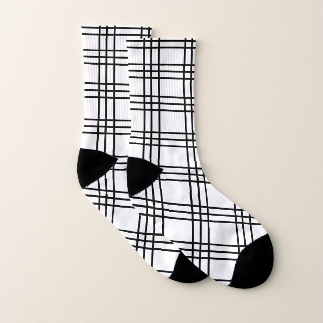 Black and White Tartan Chic Plaid Pattern Socks (Pair)
