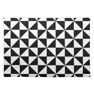 Black And White Triangle Pattern Cloth Placemat