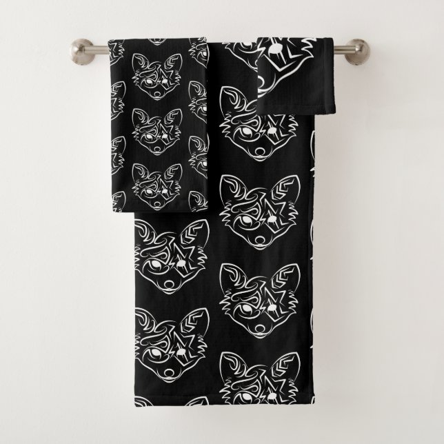 Black and White Tribal Fox Bath Towel Set (Insitu)