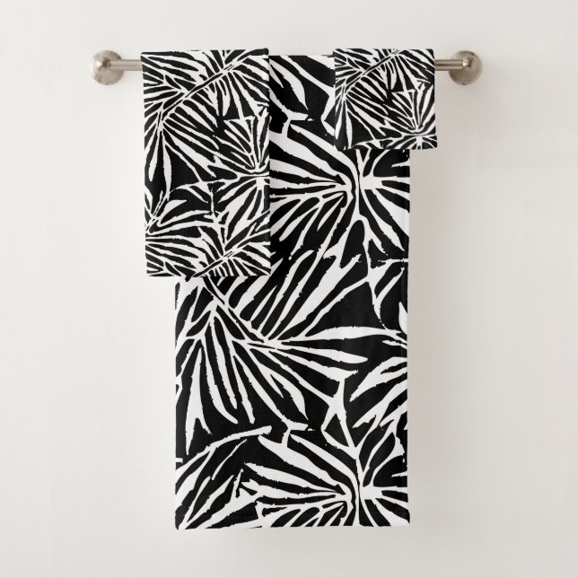 Black And White Tropical Leaf Repeating Pattern Bath Towel Set (Insitu)