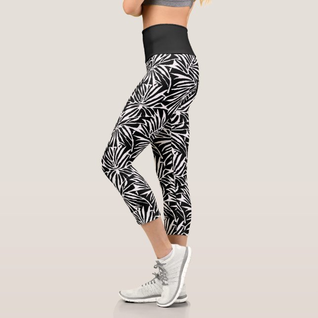 Black And White Tropical Leaf Repeating Pattern Capri Leggings (Left)