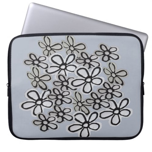 Black And White watercolor Daisies pattern Laptop Sleeve