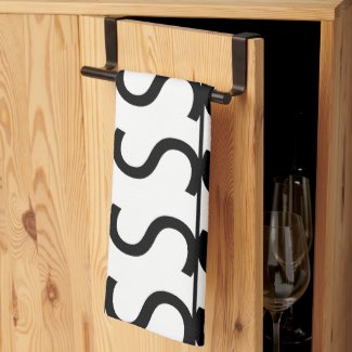Black and White Wavy Stripe Pattern   