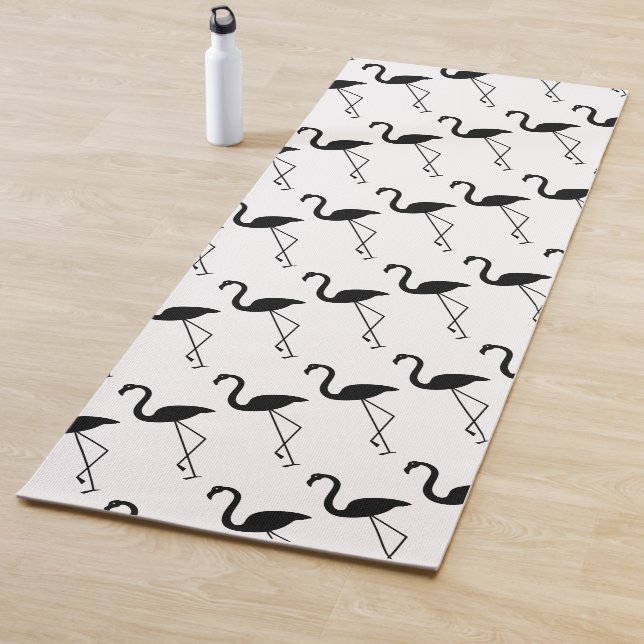 Black and White Yoga Mat (In Situ)