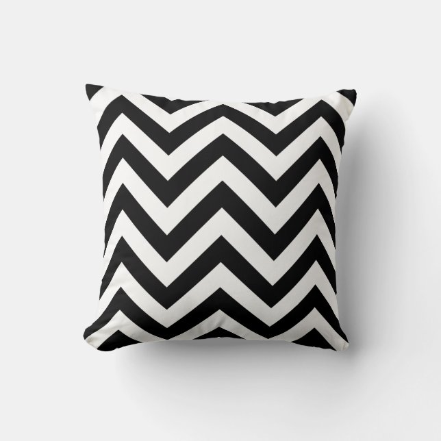 Black and white  Zigzag Chevrons Pattern Throw Pillow (Front)