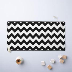 Black and White Zigzag Pattern, Chevron Pattern Desk Mat
