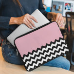 Black and White Zigzag Pattern, Chevron, Pink Laptop Sleeve<br><div class="desc">Elegant,  stylish and sophisticated zigzag (chevron) pattern in black and white color on pink background. Modern and trendy gift,  perfect for the zigzag lover in your life.</div>