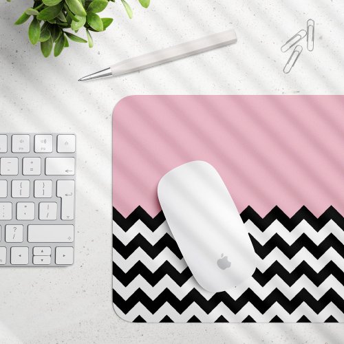 Black and White Zigzag Pattern Chevron Pink Mouse Pad