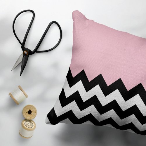 Black and White Zigzag Pattern Chevron Pink Pillow Case