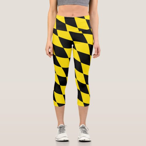 Black and Yellow Bavaria Diamond Flag Pattern Capri Leggings