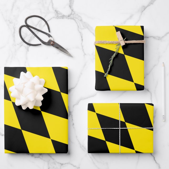 Black and Yellow Bavaria Diamond Flag Pattern Wrapping Paper Sheets (Front)