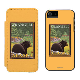 Black Bear in Forest - Wrangell, Alaska Wallet Case For iPhone SE/5/5s