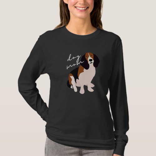 Black Brown  White Basset Hound Dog Mom Woman T_Shirt