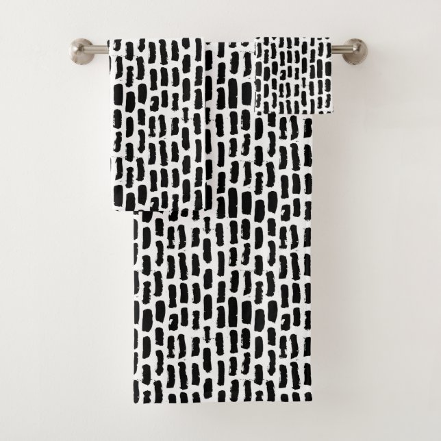 Black Brush Strokes Pattern Bath Towel Set (Insitu)