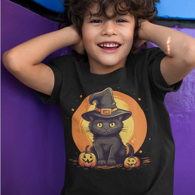 Black Cat Cute Halloween T-Shirt (Creator Uploaded)