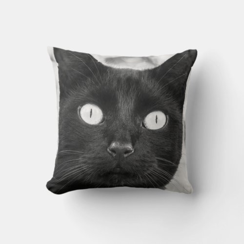 Black Cat Face Throw Pillow