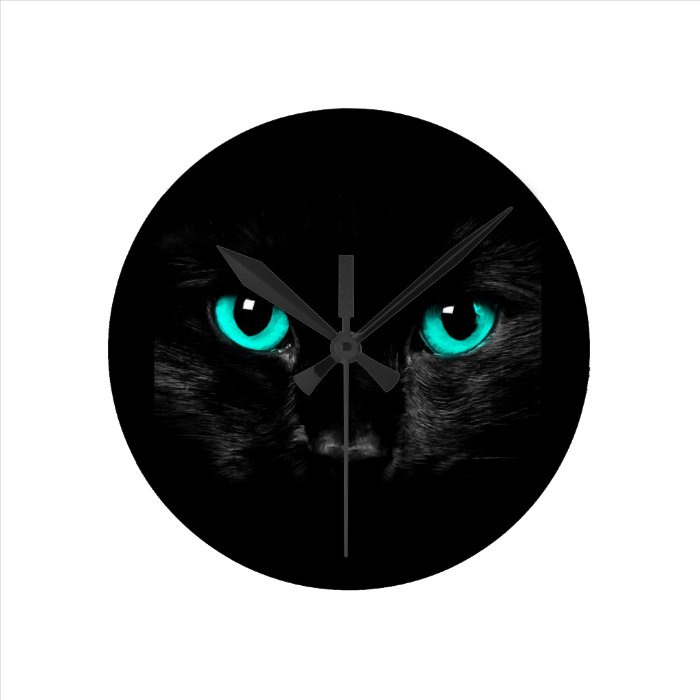 Black Cat Green Eyes Round Wall Clock