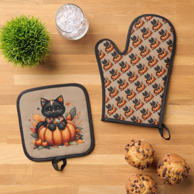 Black Cat on Pumpkin with Autumn Quilt Pattern Oven Mitt & Pot Holder Set (Top Down)