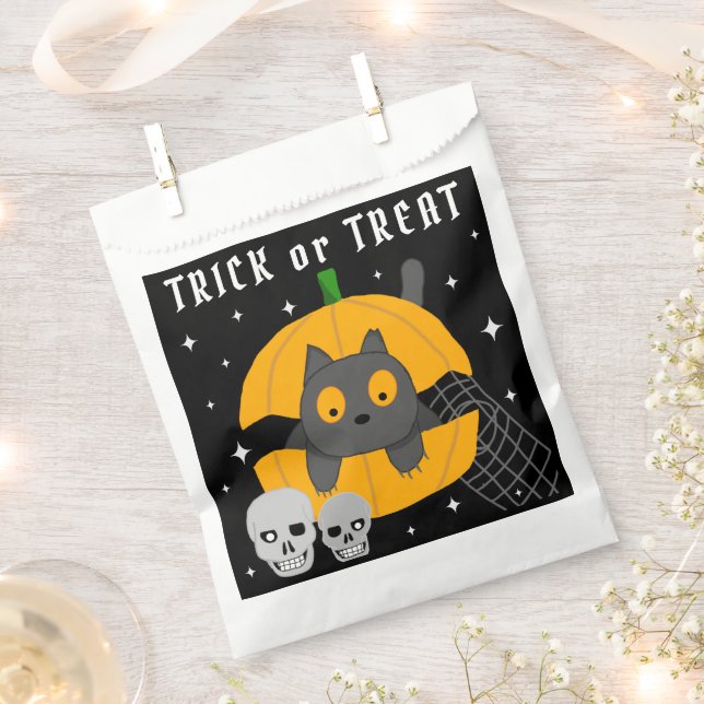 Black Cat Pumpkin Skulls Trick or Treat Halloween  Favor Bag (Clipped)