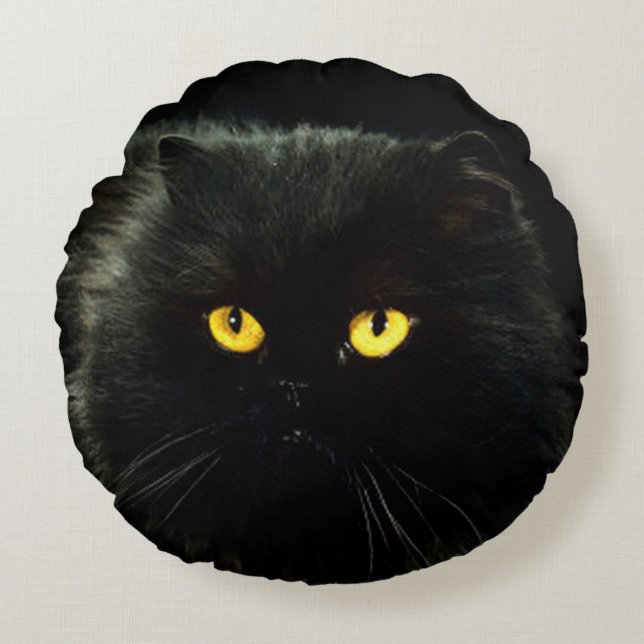 Black Cat Round Pillow (Front)