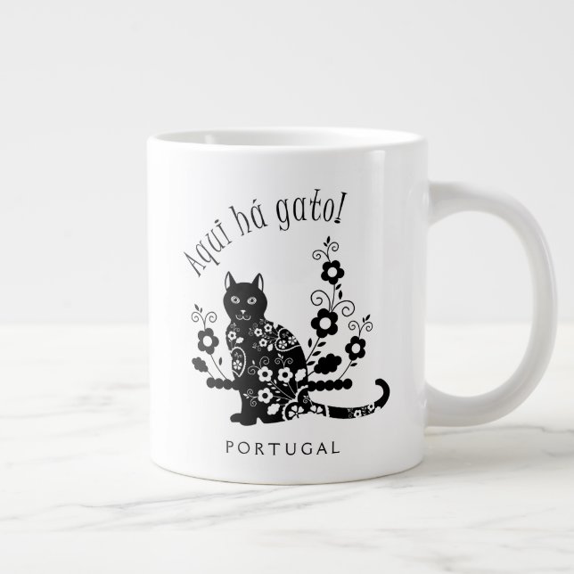 Black cat with flowers and Portuguese expression Giant Coffee Mug (Right)