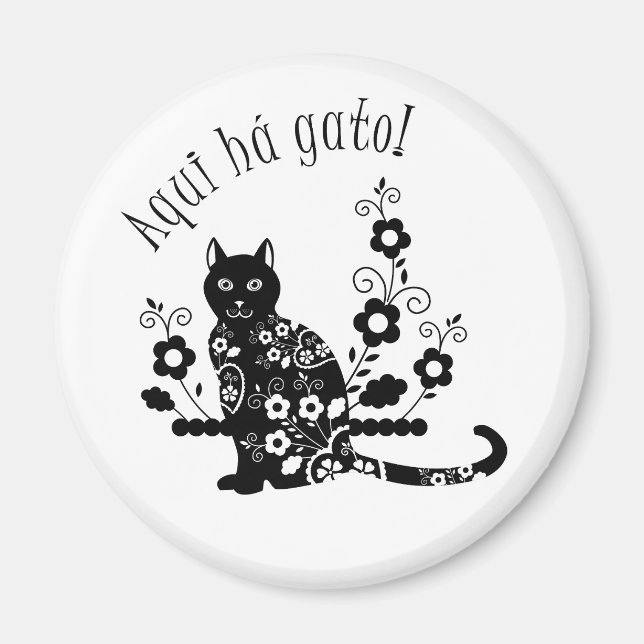 Black cat with flowers and Portuguese expression Magnet (Front)